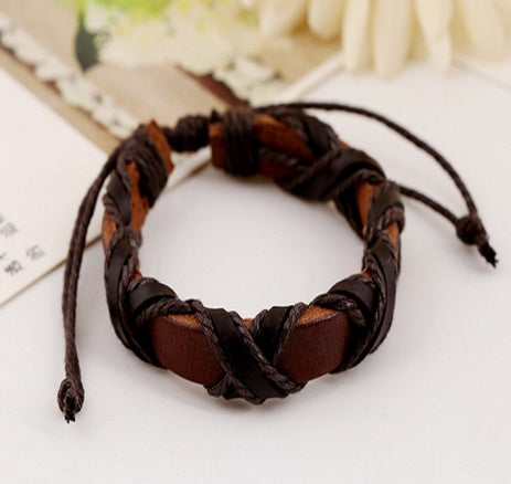 Asgard – Handgefertigtes nordisches Lederarmband im Wikingerstil