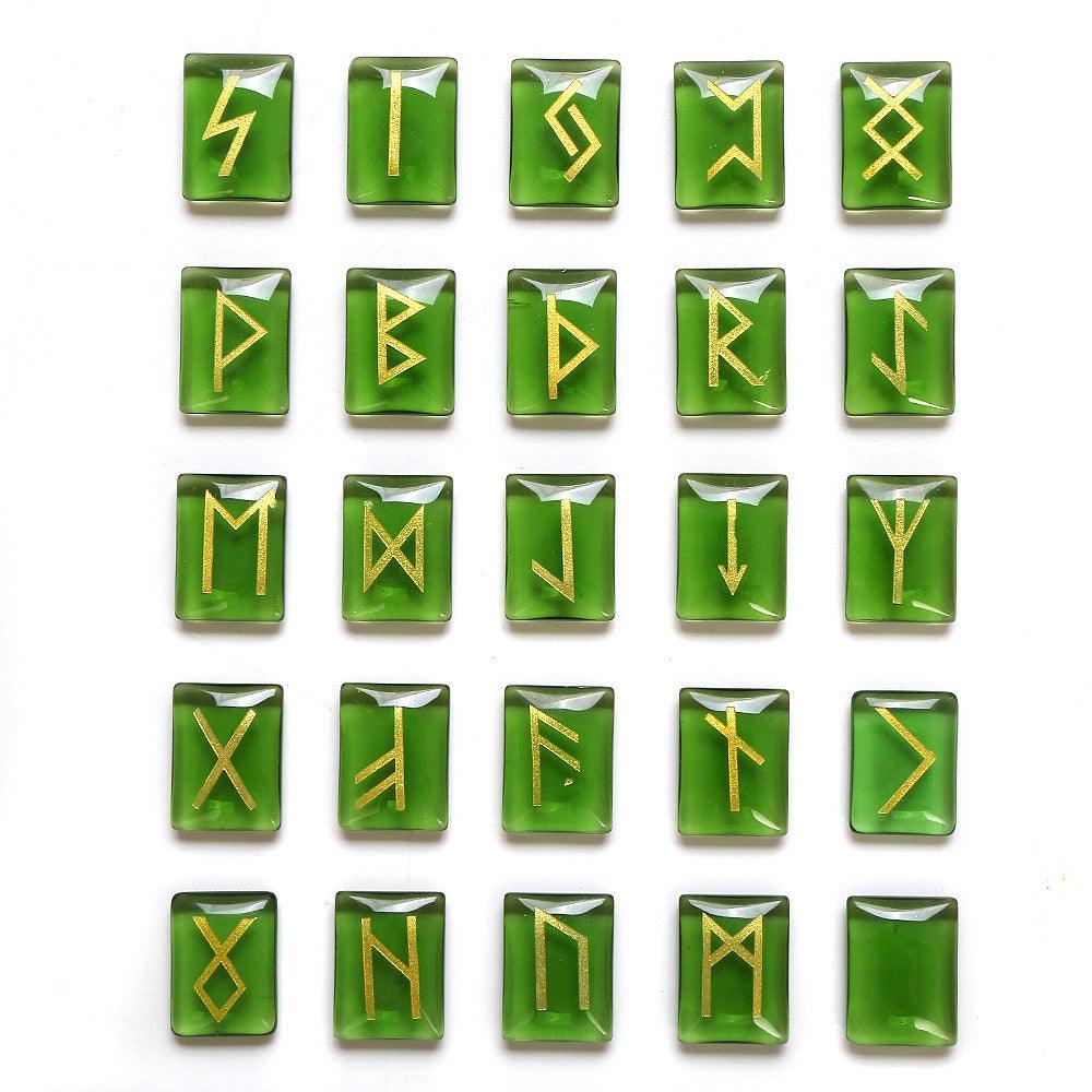 Runensteine aus natürlichen & synthetischen Edelsteinen – Handgravierte Runensymbole