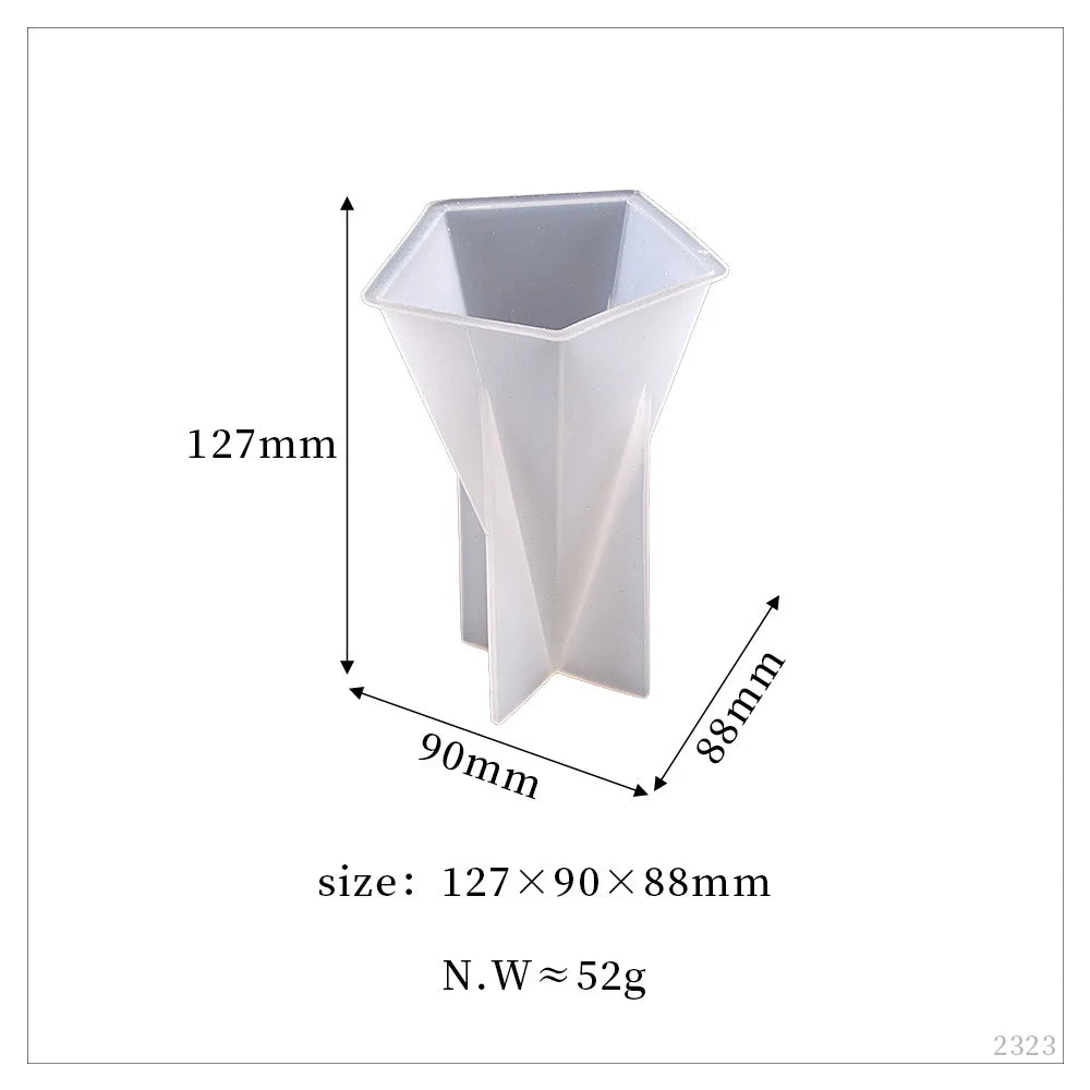 Silikonform für geometrische Kerzen – Zylinder, Kegel, Diamantstruktur & moderne Designformen