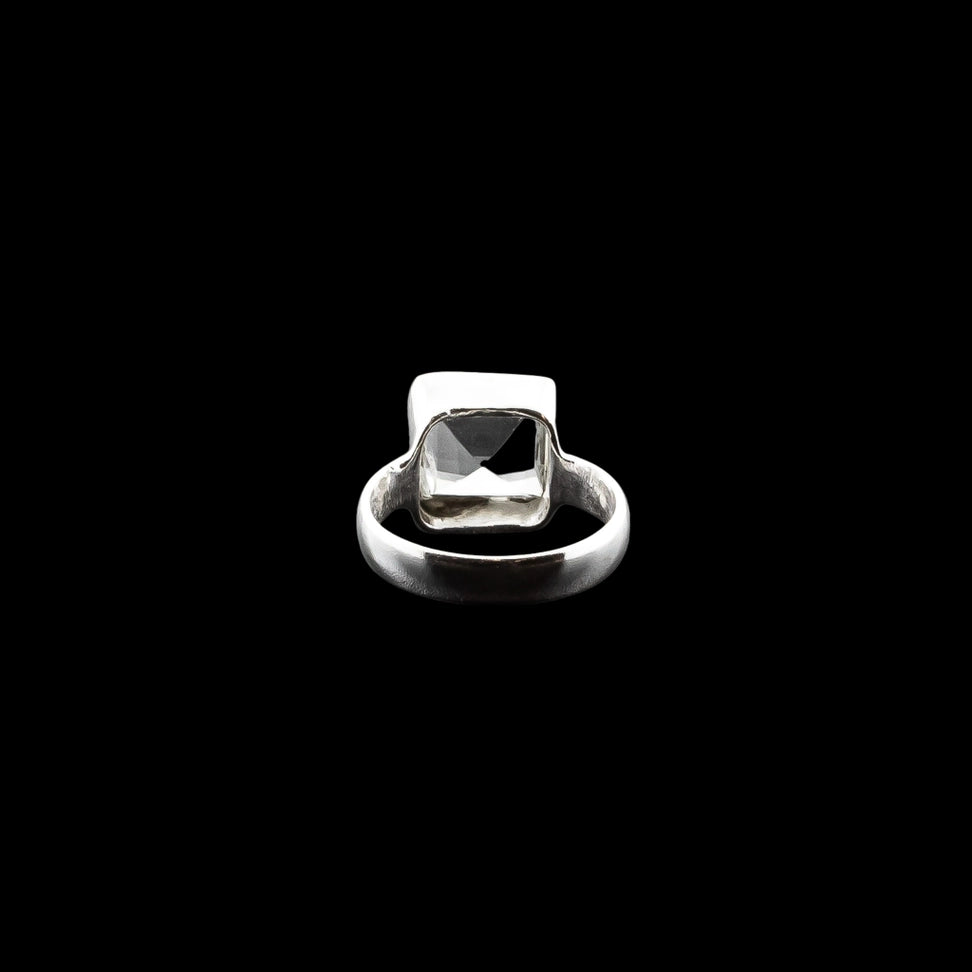 Klarquarz Statement Ring quadratisch – Silberfarbener Edelsteinring Unisex