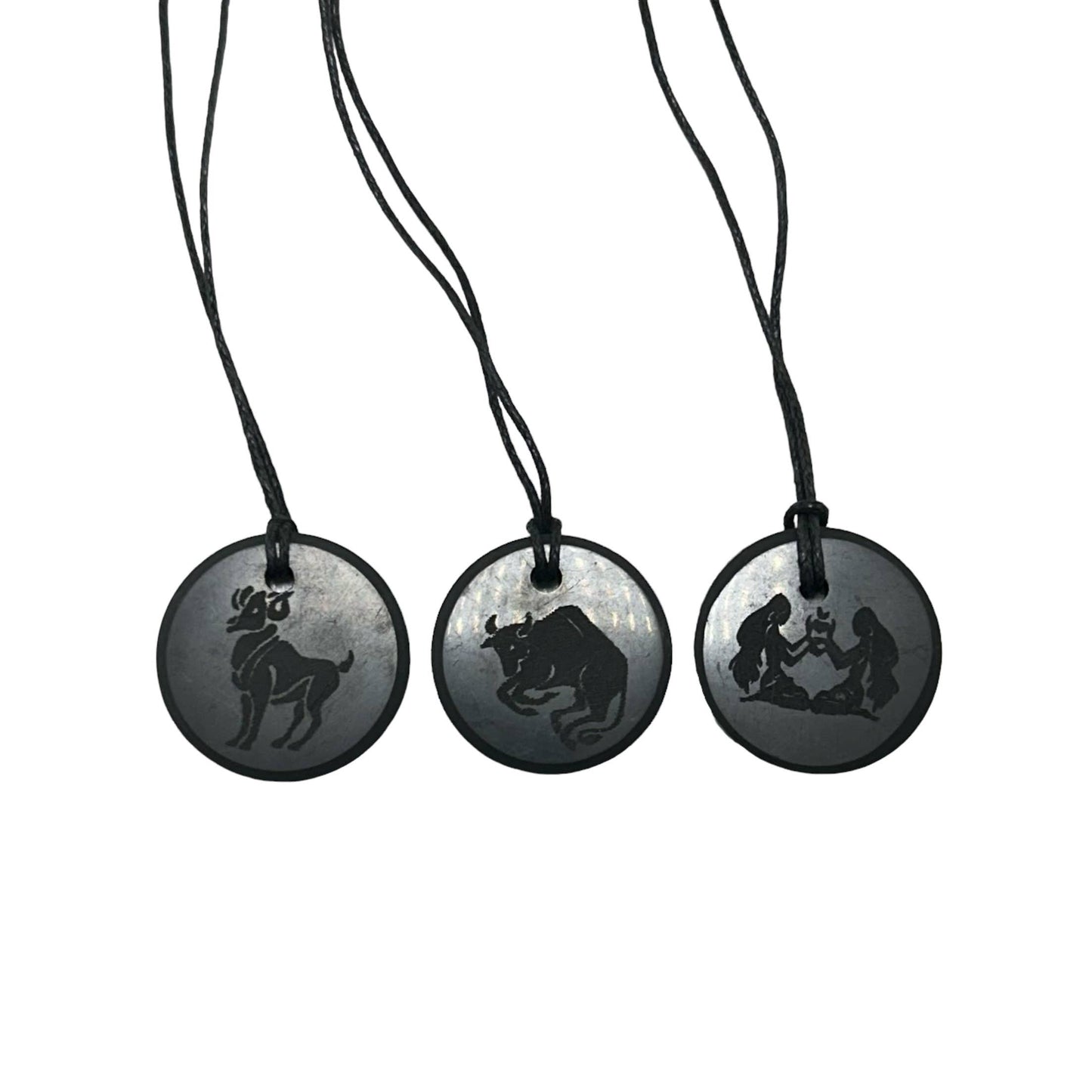 Schungit-Anhänger Halskette mit Tierkreiszeichen (30 mm) - Schungit-Anhänger Halskette mit Tierkreiszeichen (30 mm) - BTSCreativ