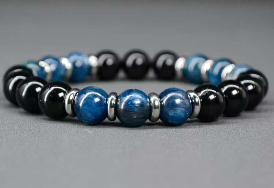 Armband aus Schwarzem & Blauem Fluorit – 8 mm Naturstein