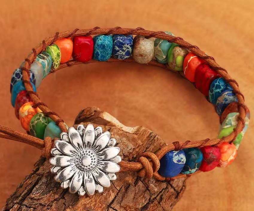 Handgefertigtes 7-Chakren-Naturstein-Perlenarmband im Boho-Stil - Handgefertigtes 7-Chakren-Naturstein-Perlenarmband im Boho-Stil - BTSCreativ