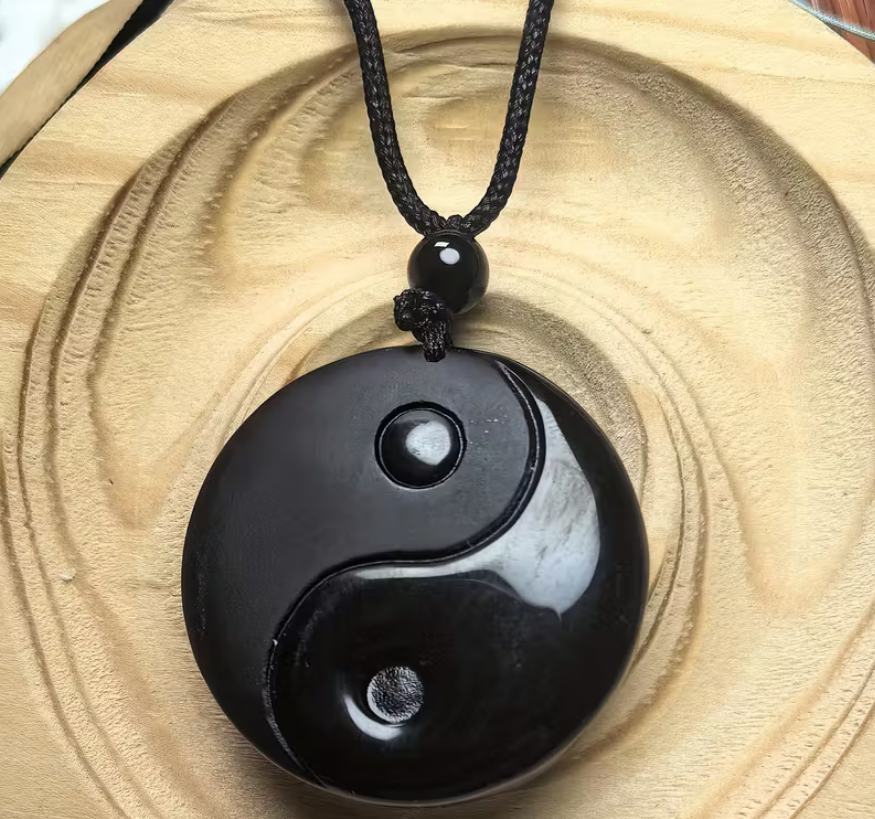 Schwarzer Obsidian Yin-Yang Anhänger – Natürlicher Stein - Schwarzer Obsidian Yin-Yang Anhänger – Natürlicher Stein - BTSCreativ