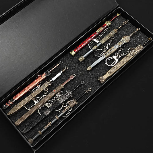 9-teiliges Mini-Schwert-Set aus Metall – Antike Deko-Waffen im Bronze-Look (je ca. 12 cm)