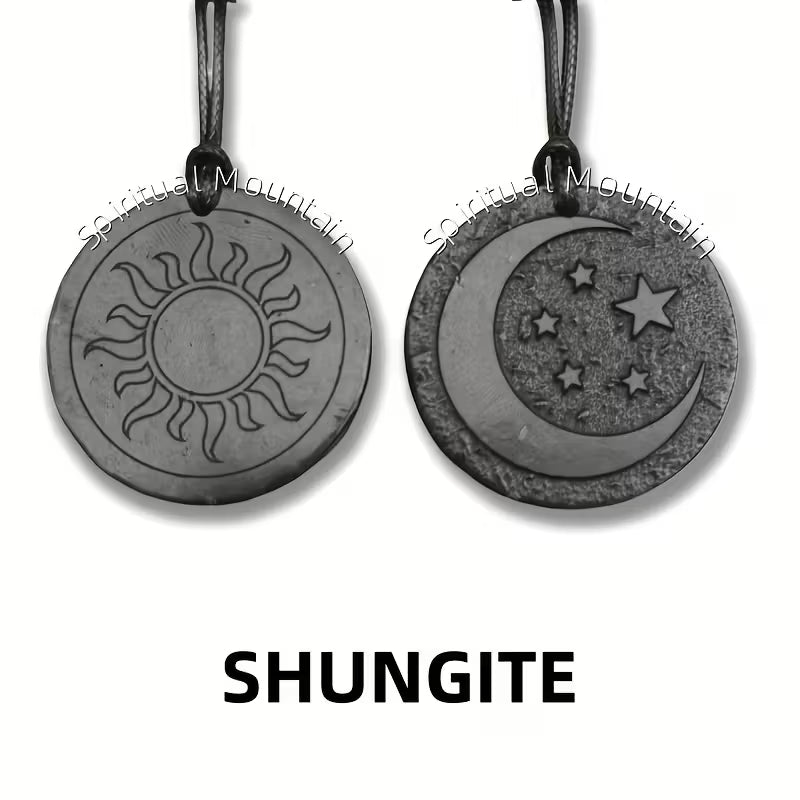 Handgefertigte Schungit Halskette – Sonne oder Mond Anhänger (Einzelstück) - Handgefertigte Schungit Halskette – Sonne oder Mond Anhänger (Einzelstück) - BTSCreativ